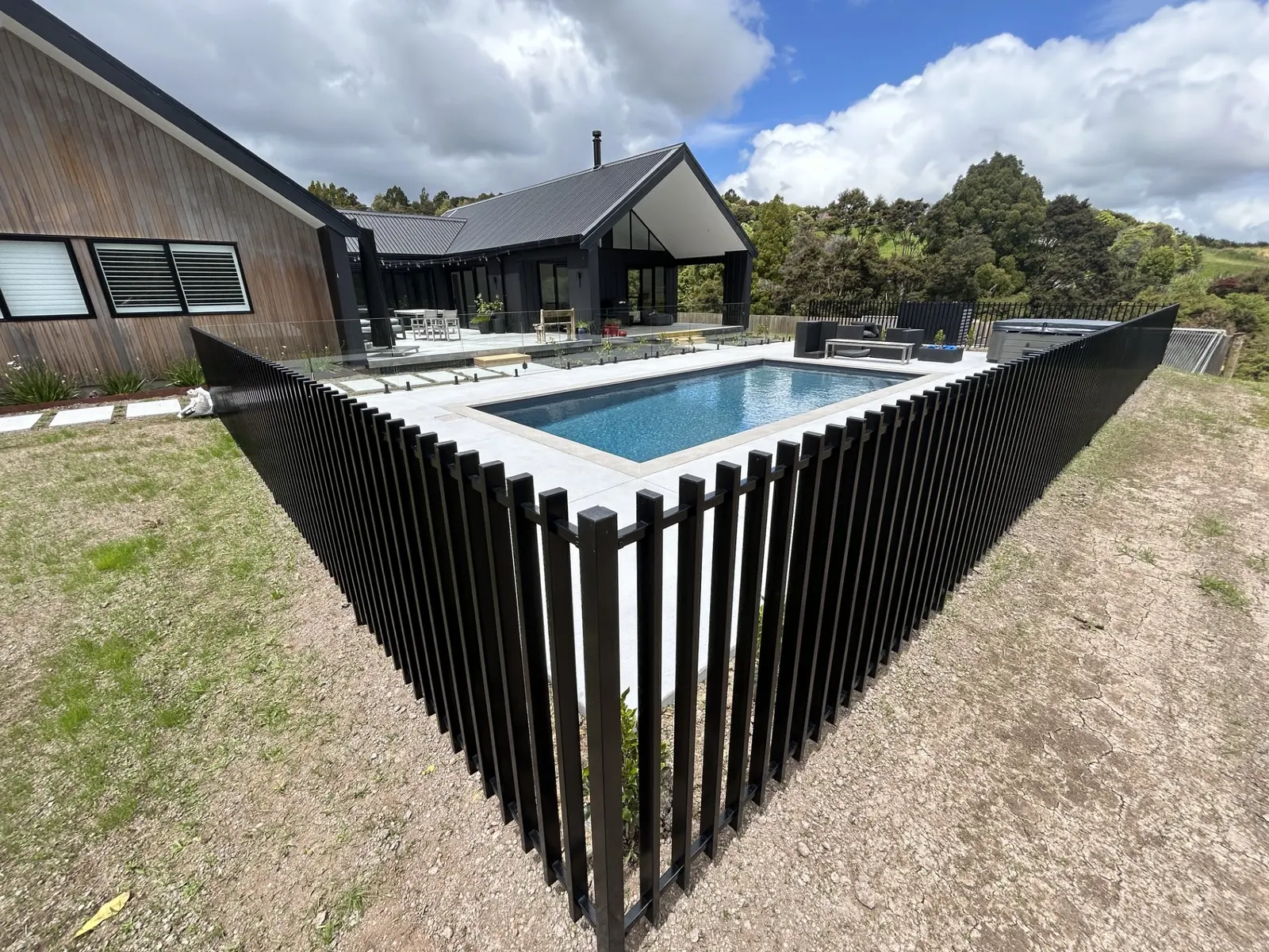 Aluminium Fencing & Balustrades by Professional Fitouts